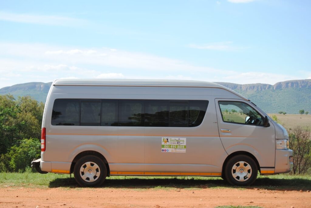 Travellers discovering South Africa with Tsalanang Tours